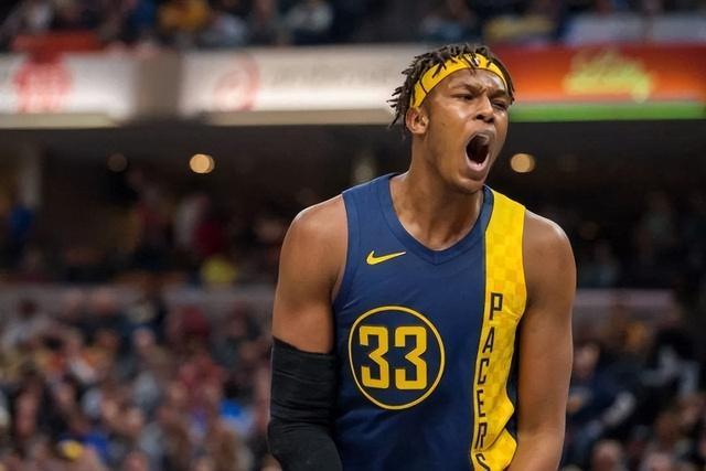 杨瀚森11+16+8青岛大胜新疆 上海3分险胜同曦